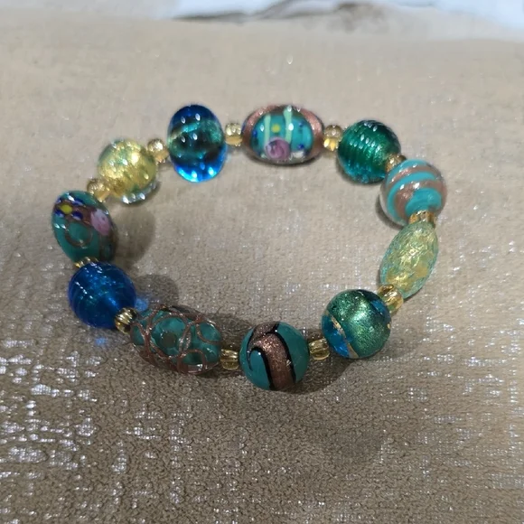 Elegant Green and Gold Beaded Bracelet. Murano. One Of A Kind. Hand Painted. - Picture 2 of 7